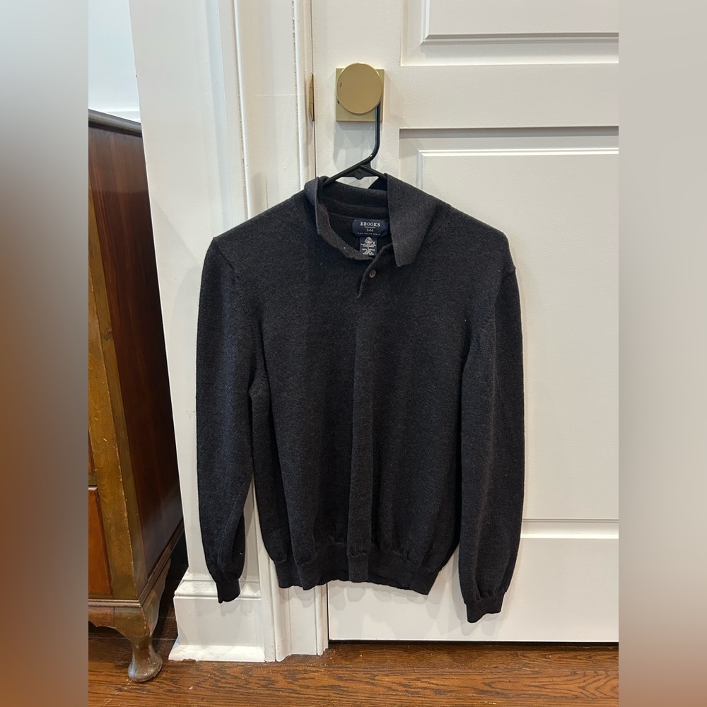 Brooks Pullover - image 1